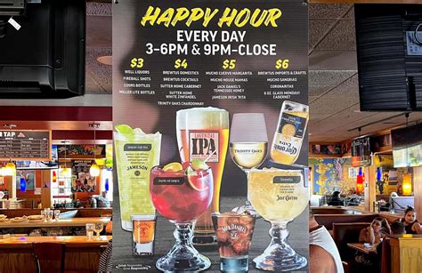 <strong>Happy Hour</strong> happens twice a day, from<strong> 3 p. . Apple bees happy hour